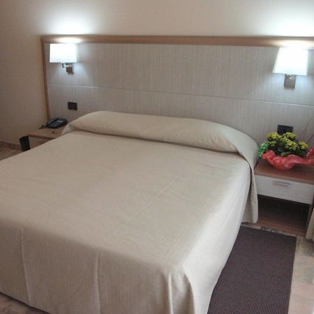 Hotel Smeraldo Torino エクステリア 写真