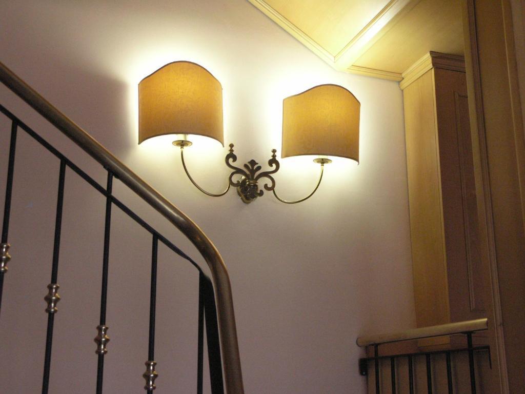 Hotel Smeraldo Torino エクステリア 写真